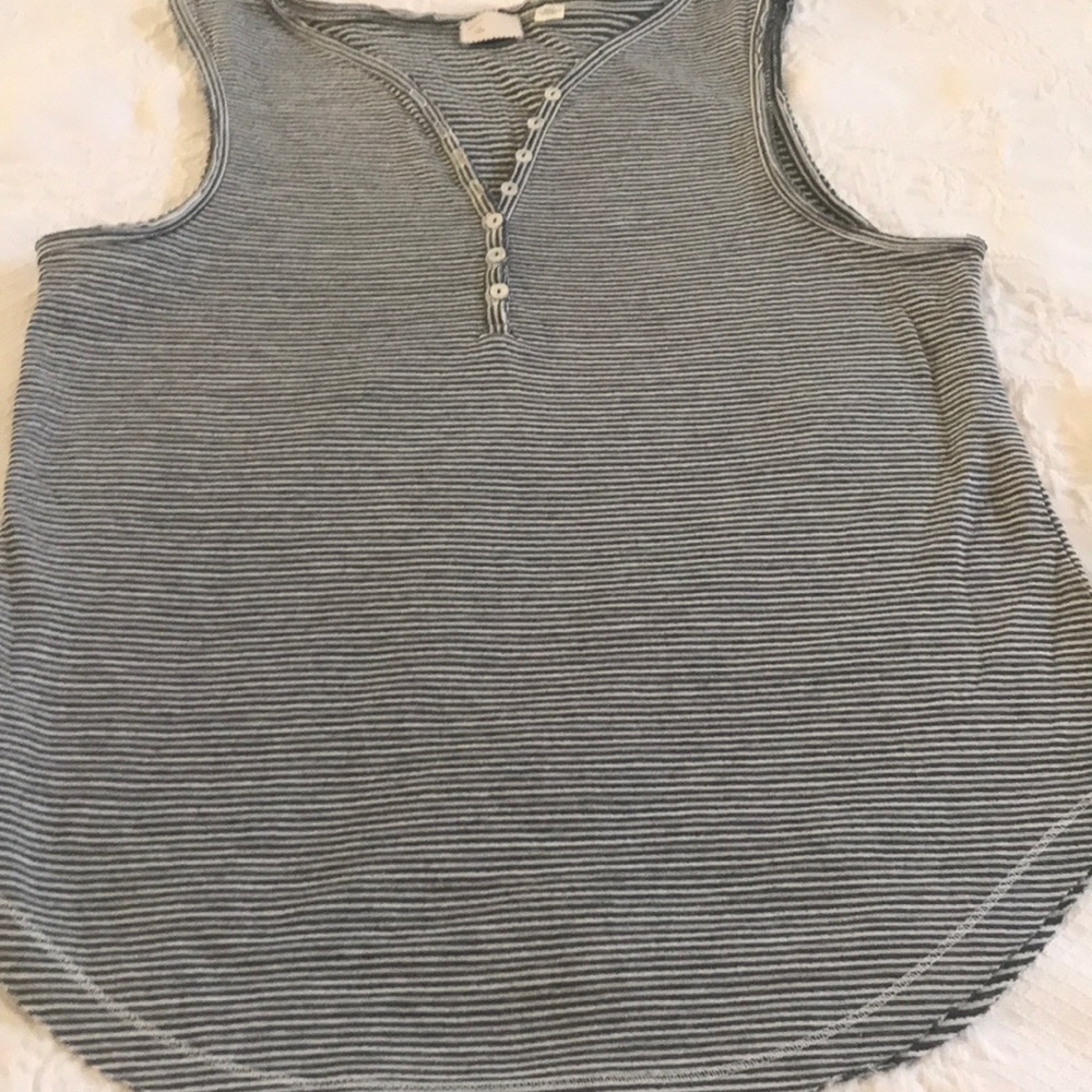Antropologie black & white sleeveless top